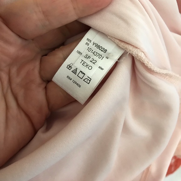 HOST PICK 🥰Venus bodycon ruched Dress Light Pink Great for weddings New - Picture 9 of 12